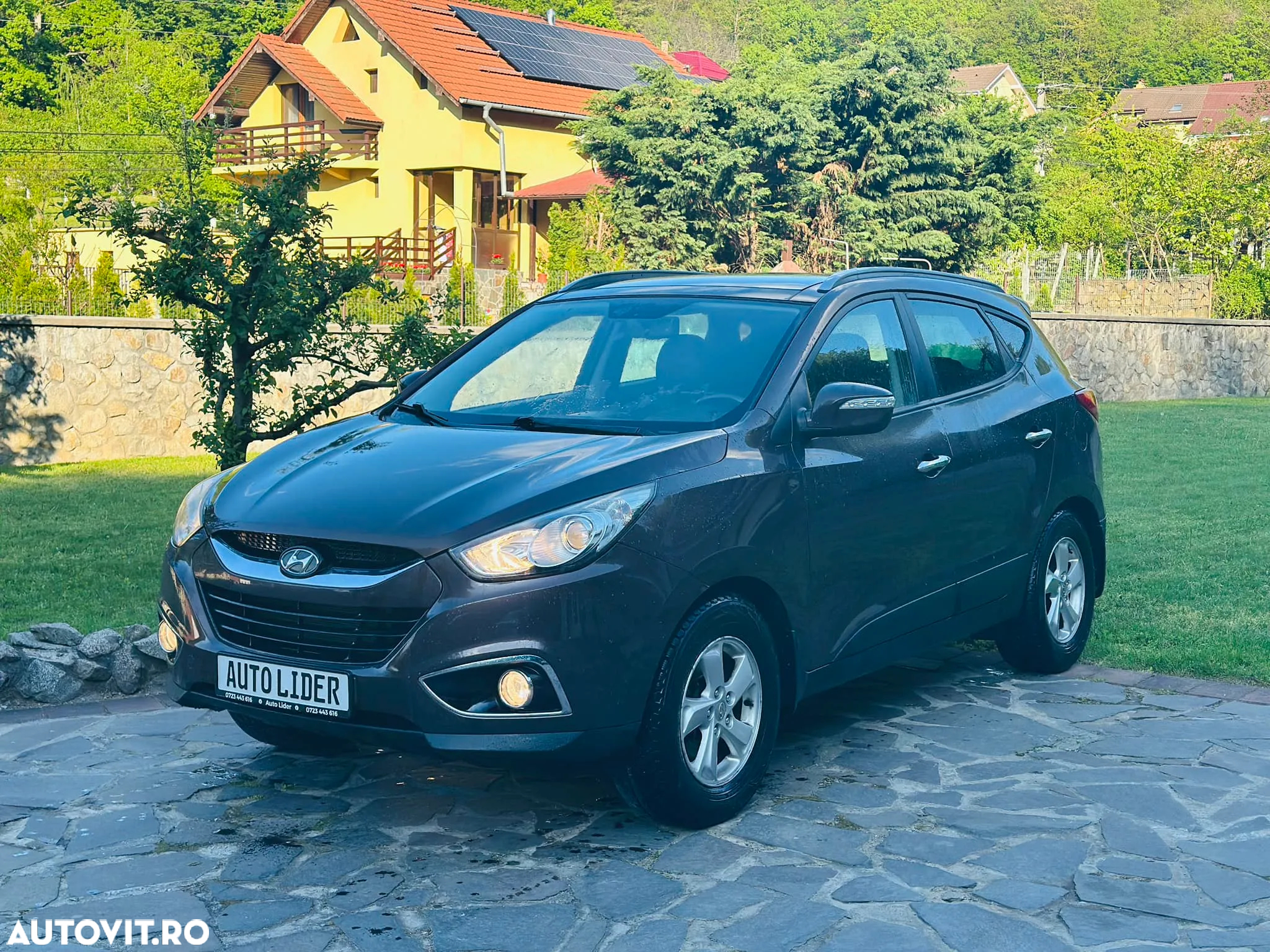 Hyundai ix35 2.0 CRDI 4WD Automatik Premium - 4