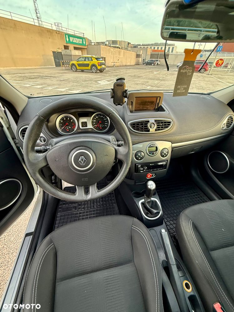 Renault Clio 1.2 TCE Extreme - 10
