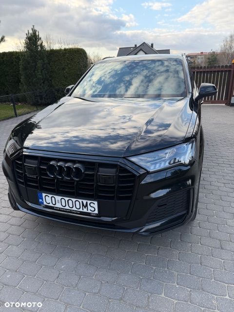 Audi Q7 - 1