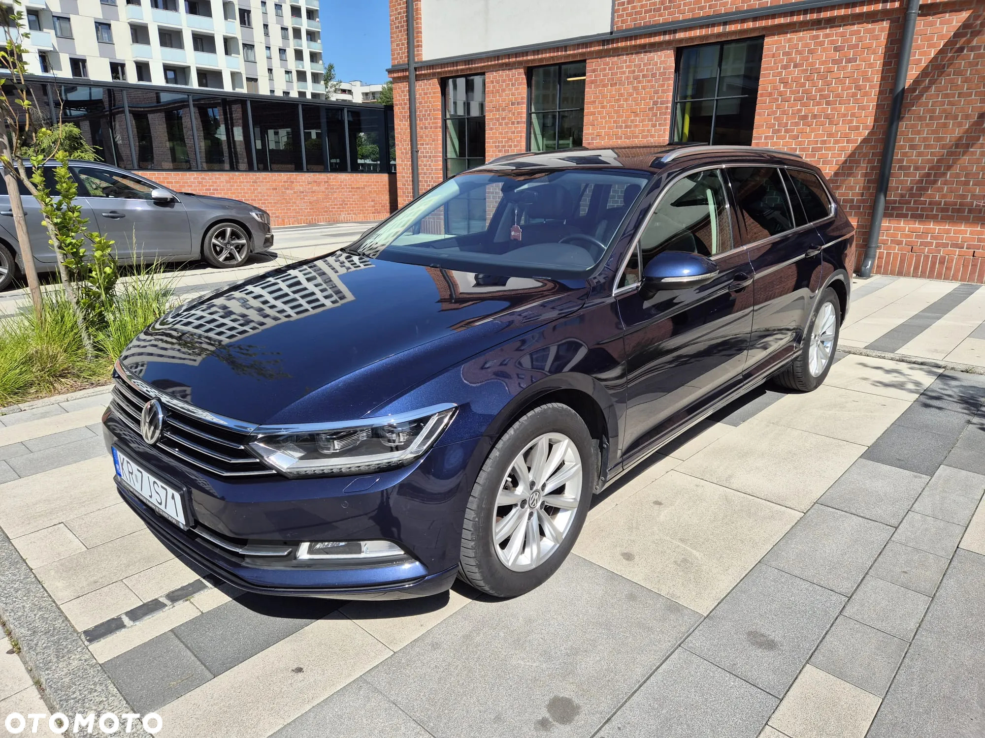 Volkswagen Passat Variant 1.6 TDI (BlueMotion Technology) DSG Comfortline - 8