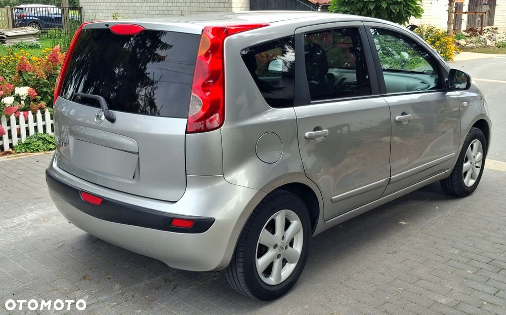 Nissan Note 1.6 more - 5