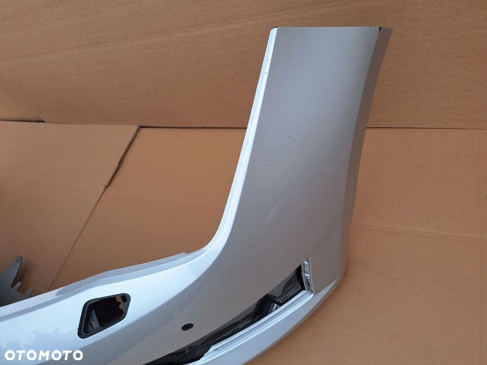 SEAT LEON 3 III FR 12-16r 5F0 NIE KLEJONY! B.ŁADNY ZDERZAK PRZÓD PRZEDNI KRATKA ŚLIZG DOLNY 5F0807221M WYSYŁKA 24H - 2