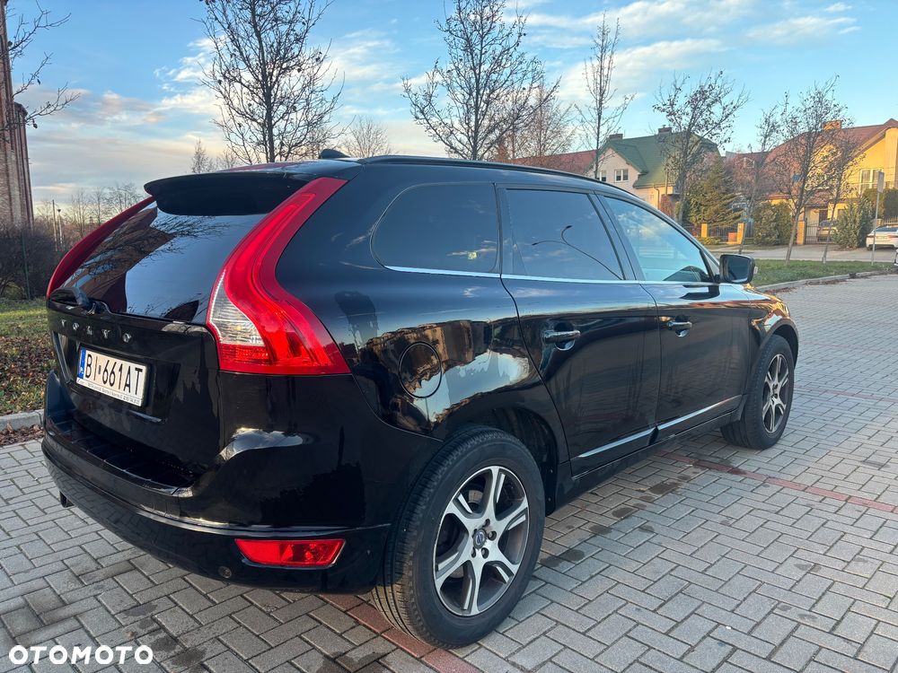 Volvo XC 60 - 4