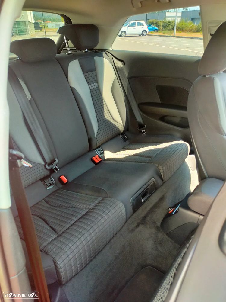 Audi A3 2.0 TDI S line Sport Pack - 22