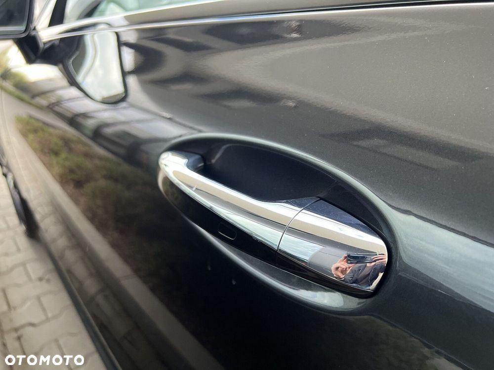 Mercedes-Benz Klasa E - 20