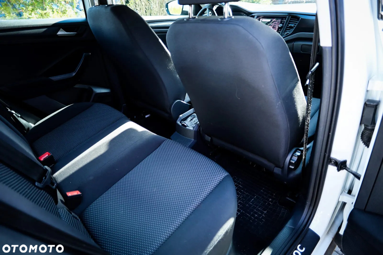 Volkswagen T-Roc 1.0 TSI - 6