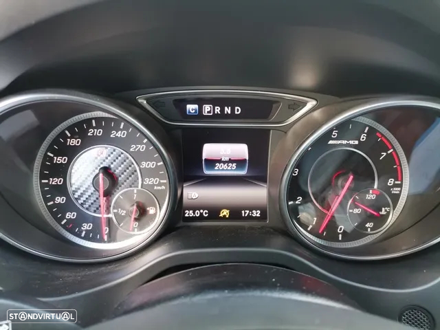 Mercedes-Benz GLA 45 AMG 4Matic Speedshift 7G-DCT - 37