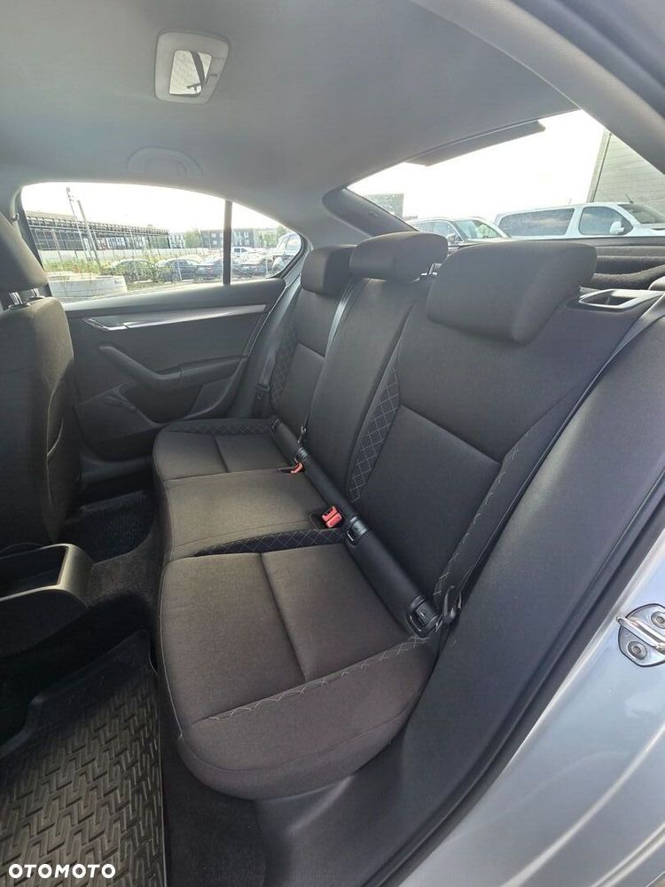 Skoda Octavia 1.2 TSI Active - 20