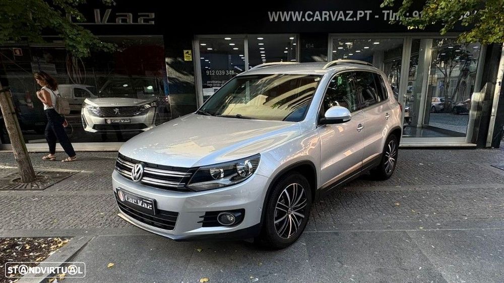 VW Tiguan 2.0 TDi Sport BlueMotion - 1