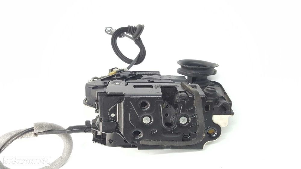 FECHADURA PORTA TRASEIRA DIREITA VOLKSWAGEN GOLF VI (5K1) ADVANCE - 2