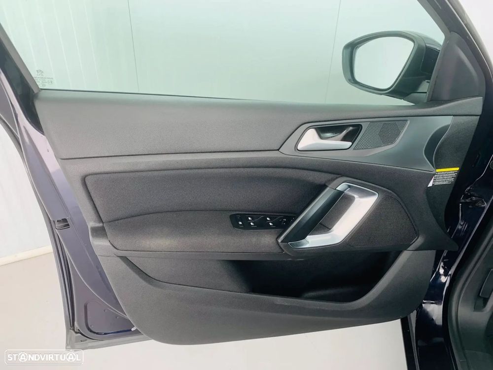 Peugeot 308 SW - 7