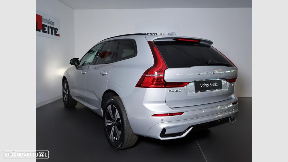 Volvo XC 60 2.0 T6 PHEV Plus Dark AWD - 2