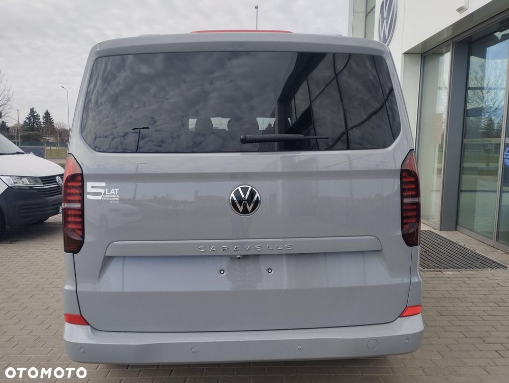 Volkswagen Caravelle - 4
