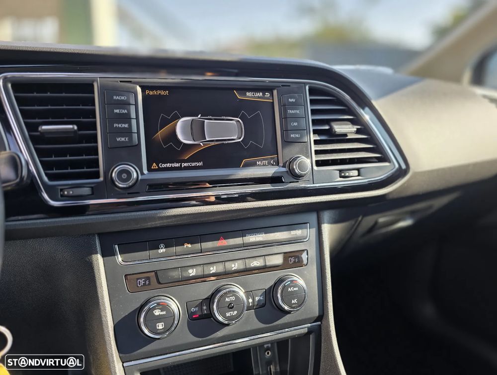 SEAT Leon ST 1.6 TDI Style Ecomotive - 16