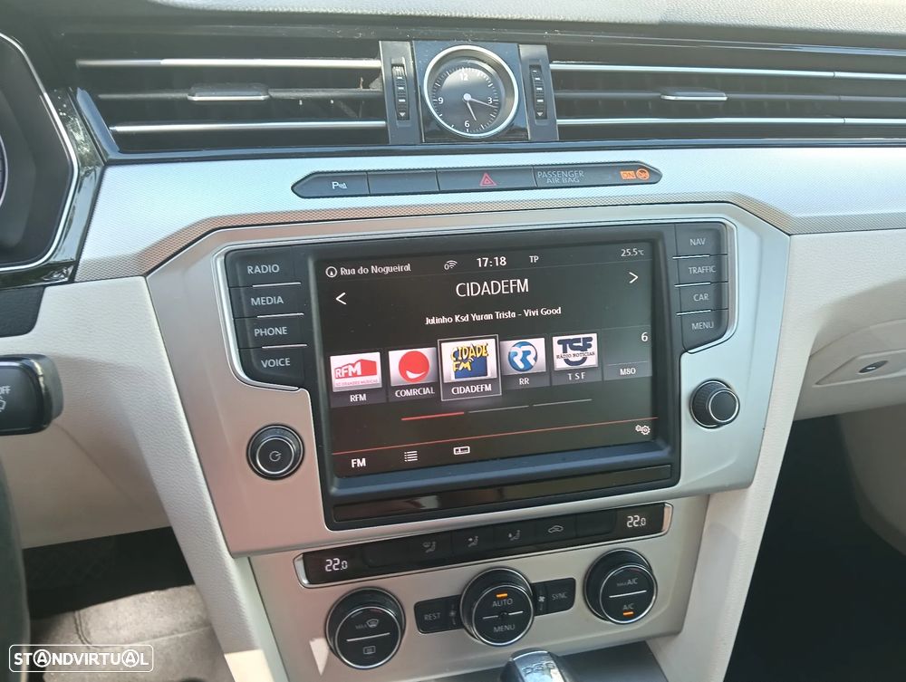 VW Passat 2.0 TDI Highline DSG - 23