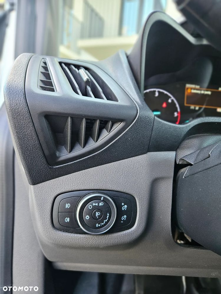 Ford Tourneo Connect - 27