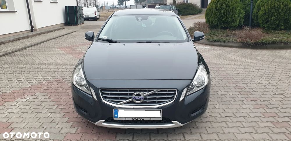 Volvo S60 D4 Edition - 18