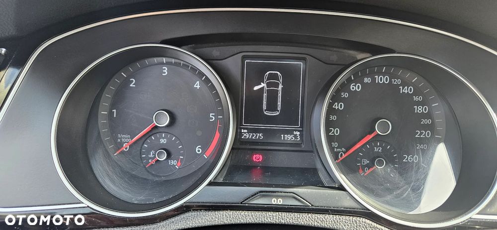 Volkswagen Passat Variant 2.0 TDI SCR DSG Comfortline - 11