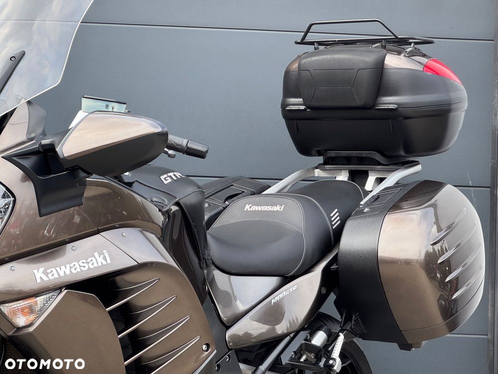 Kawasaki GTR - 26