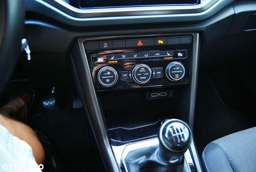 Volkswagen T-Roc 1.5 TSI Final Edition - 13
