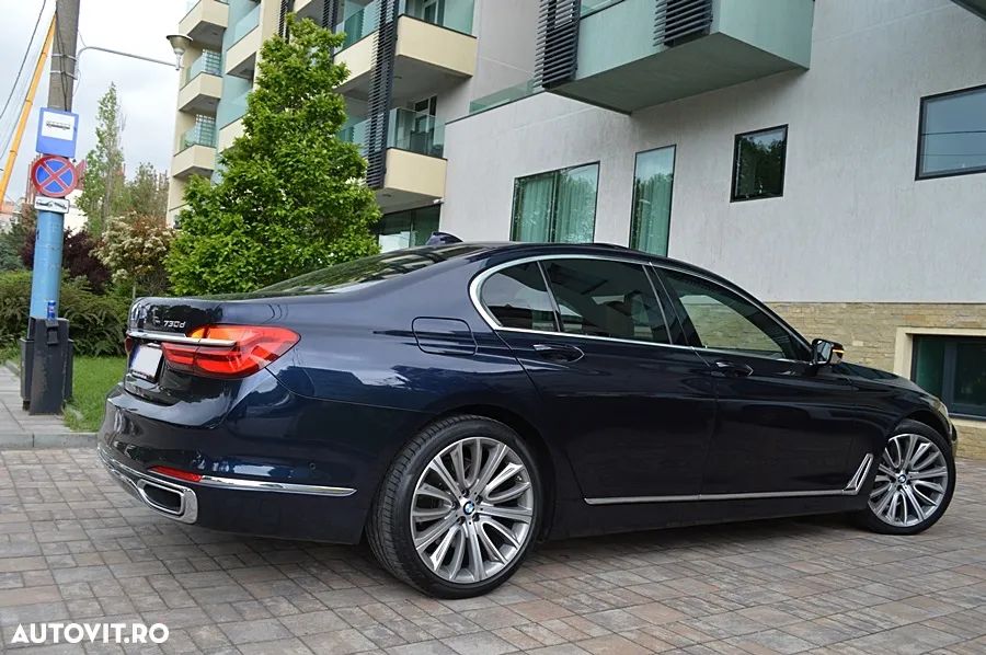 BMW Seria 7 730d xDrive Edition Exclusive - 25