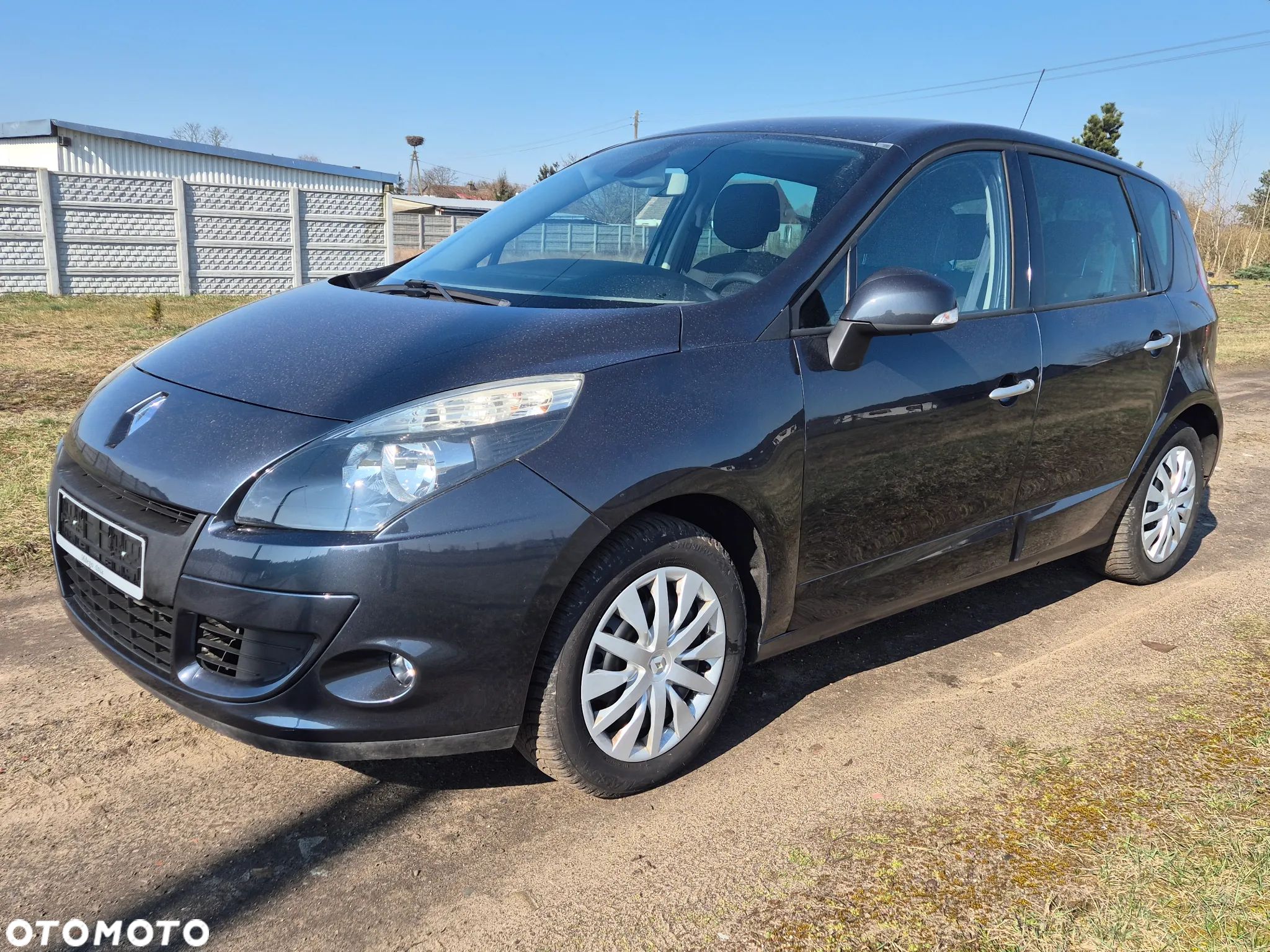 Renault Scenic 1.6 16V 110 Authentique - 1