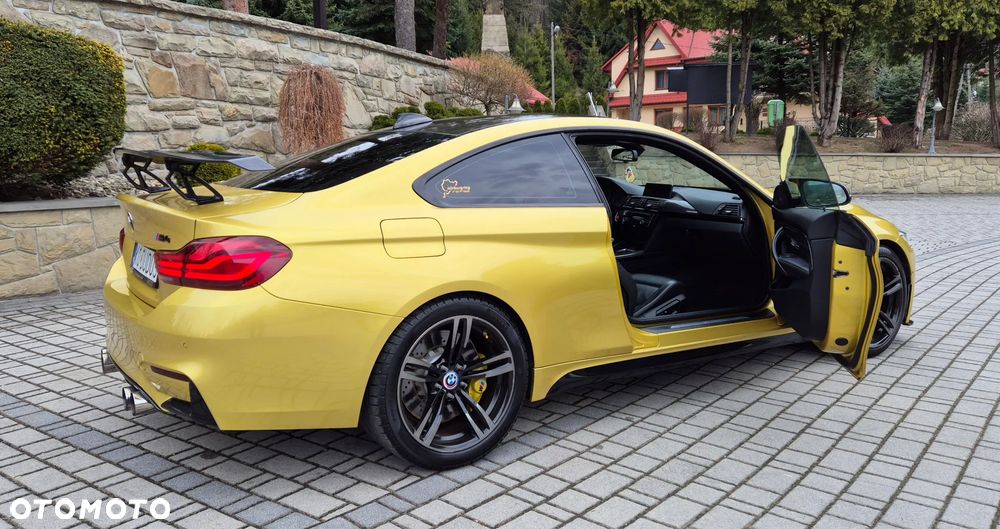 BMW M4 DKG - 11