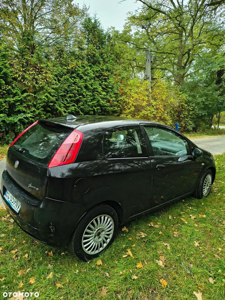 Fiat Grande Punto 2007 photo 4