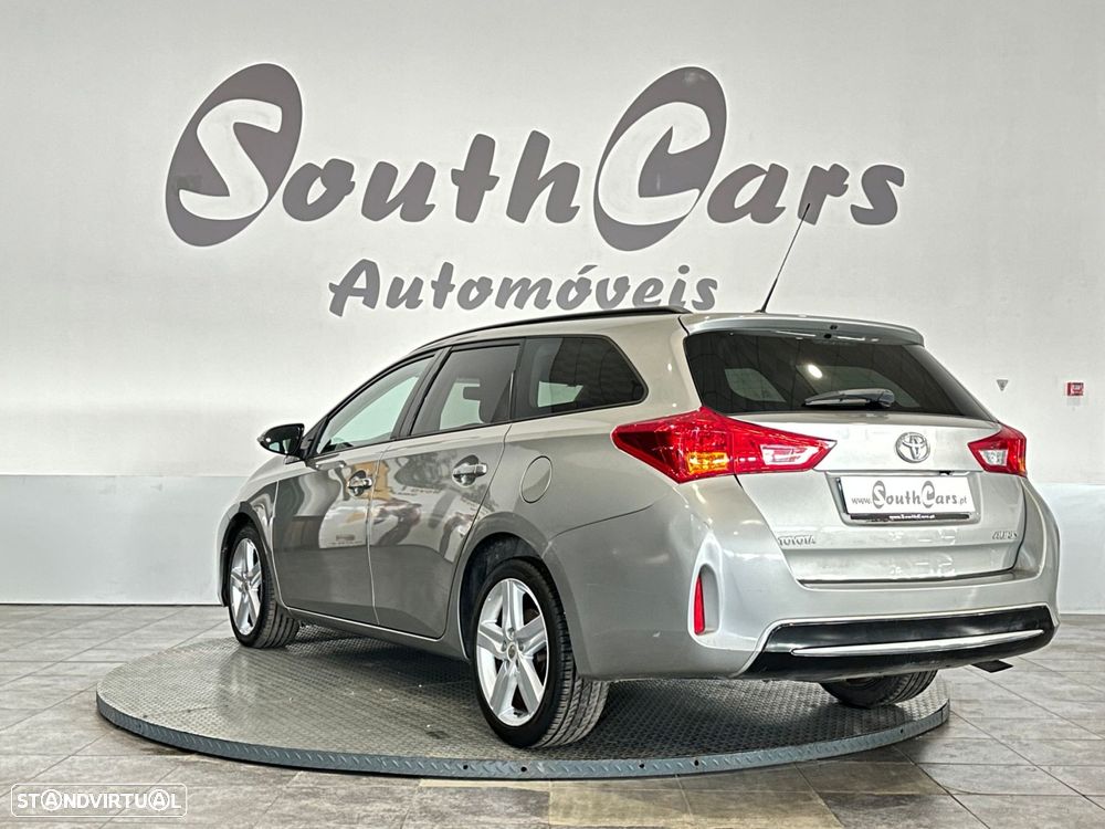 Toyota Auris Touring Sports 1.4 D-4D Comfort+Pack Sport - 9
