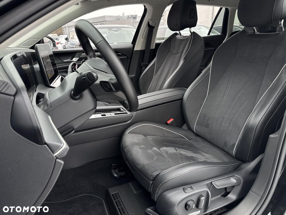 Volkswagen Passat - 10