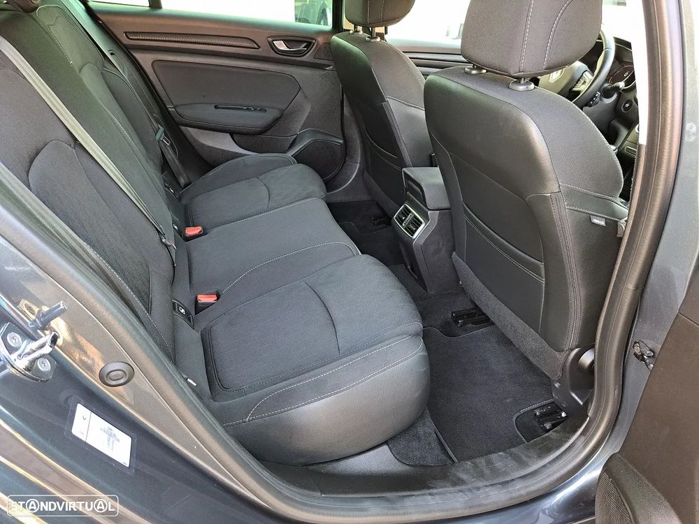 Renault Mégane Sport Tourer 1.5 Blue dCi Limited J17 - 13