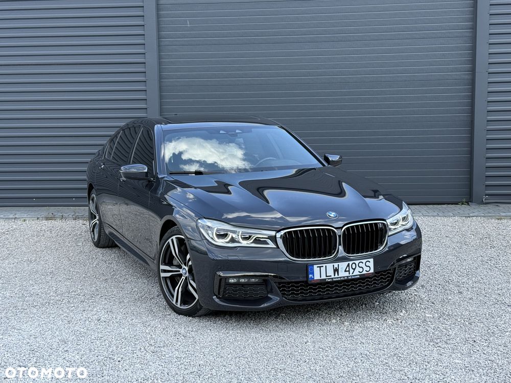 BMW Seria 7 750Li xDrive - 5