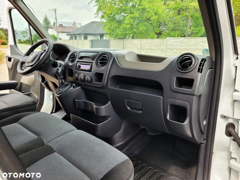 Renault Master - 33