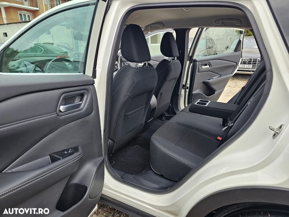 Nissan Qashqai 1.3 DIG-T MHEV Tekna - 26