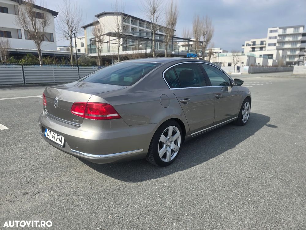 Volkswagen Passat 2.0 TDI BlueMotion Tehnology 4Motion Comfortline - 6