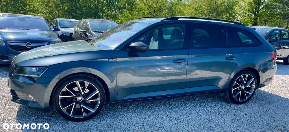 Skoda Superb 2.0 TDI DSG Sportline - 8