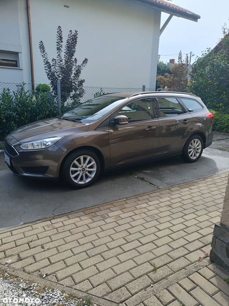 Ford Focus 1.6 Trend - 15