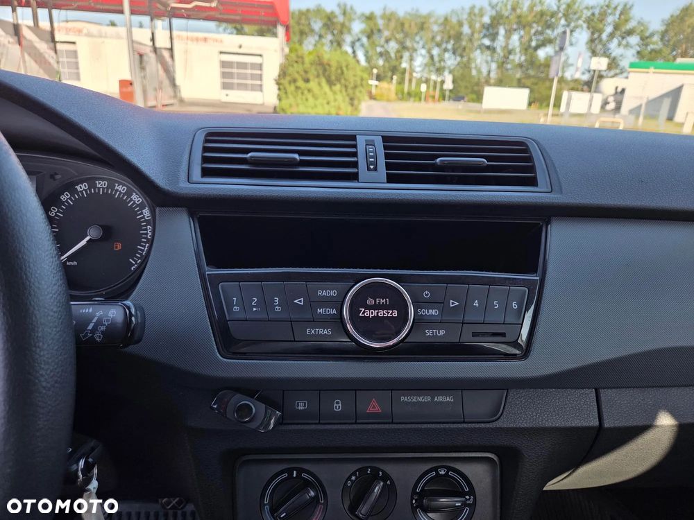 Skoda Fabia 1.2 TSI Active - 9
