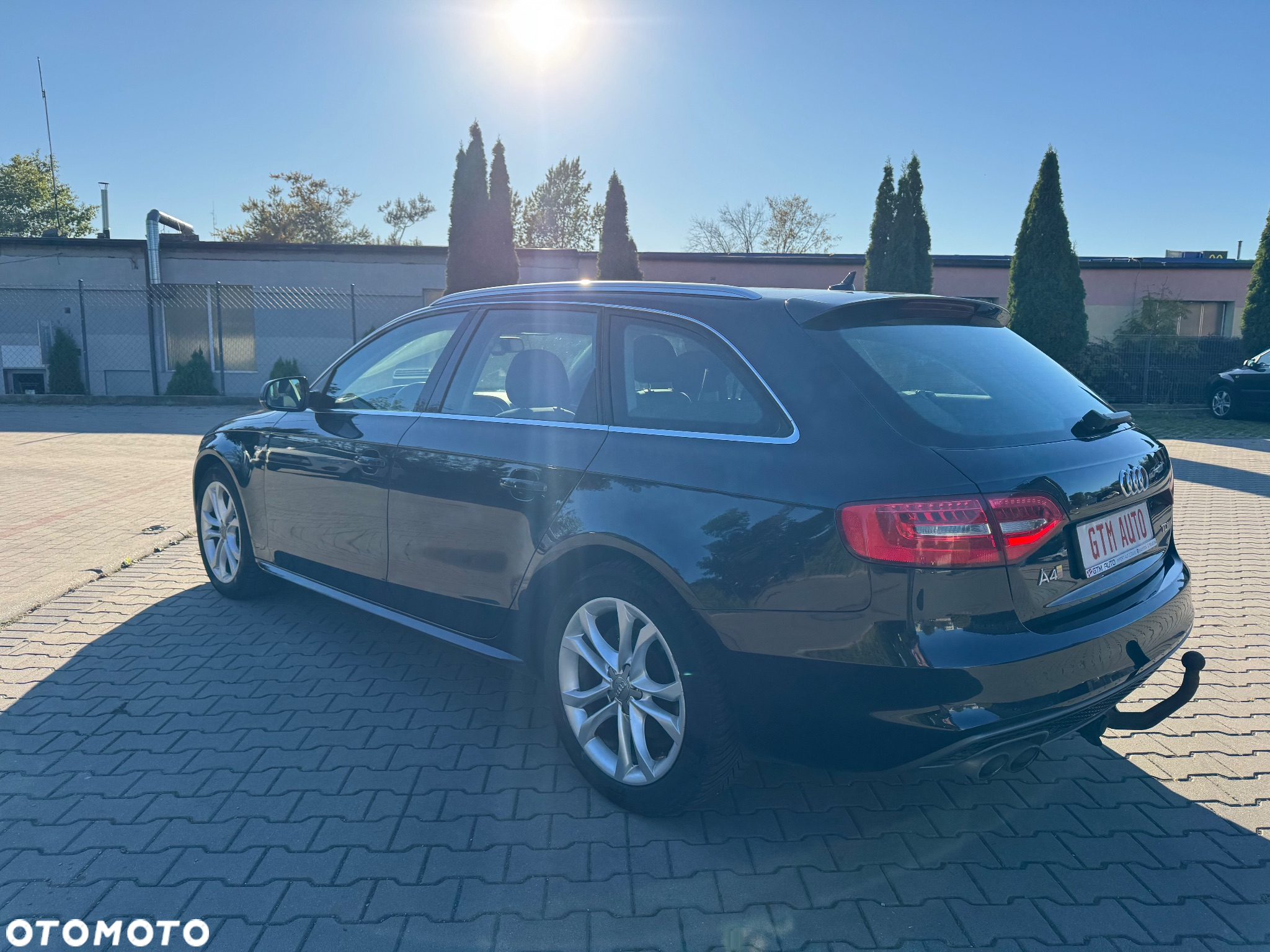 Audi A4 Avant 2.0 TDI - 8