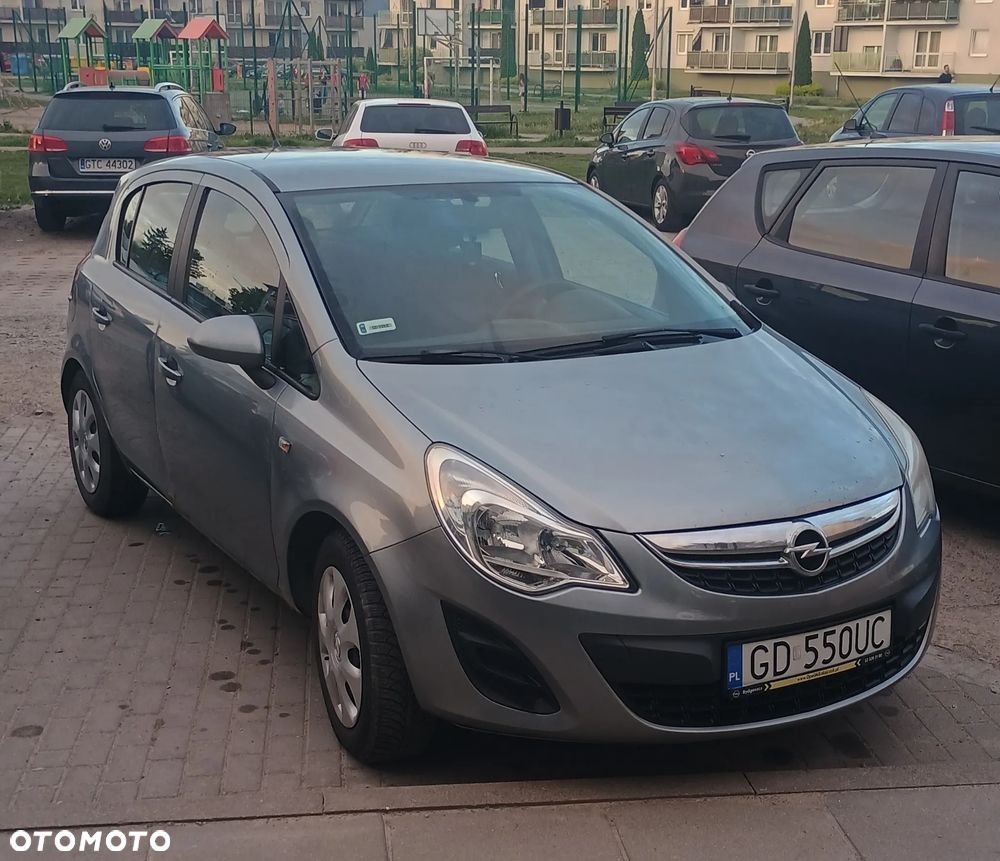Opel Corsa 1.2 16V Essentia - 2