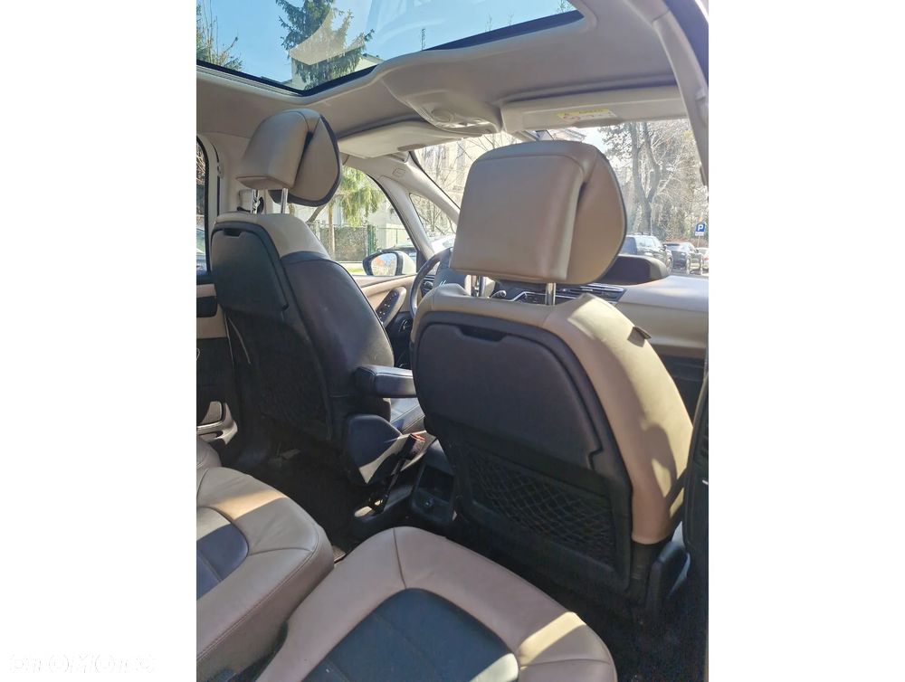 Citroën C4 Picasso THP 155 Exclusive - 4