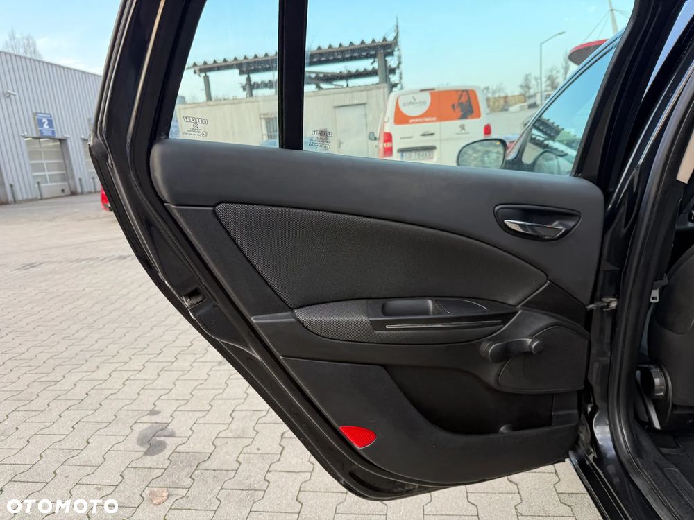 Fiat Bravo 1.4 T-JET 16V Dynamic NAV - 31