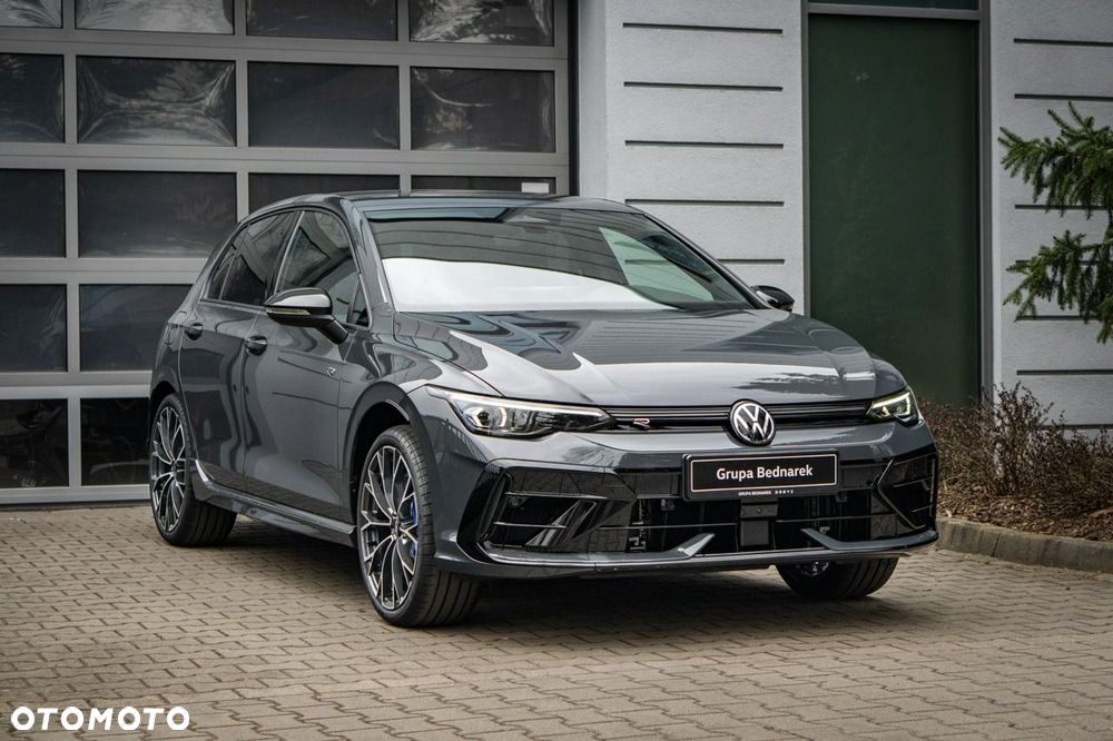 Volkswagen Golf - 21