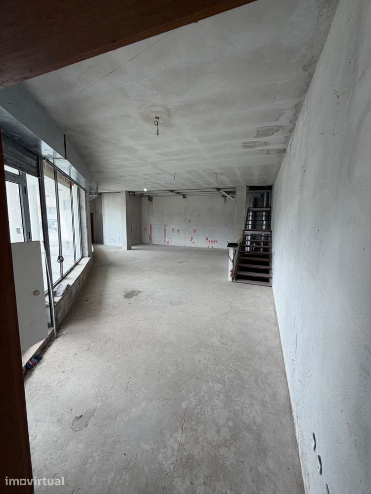 Espaço Comercial Nogueira, Maia - Grande imagem: 2/8