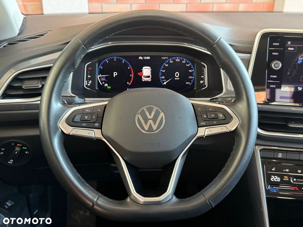 Volkswagen T-Roc - 17