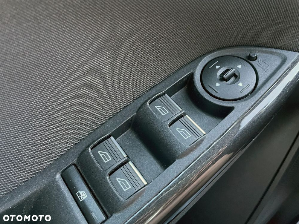 Ford Focus - 11