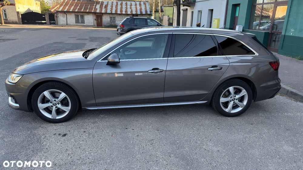 Audi A4 Avant - 4