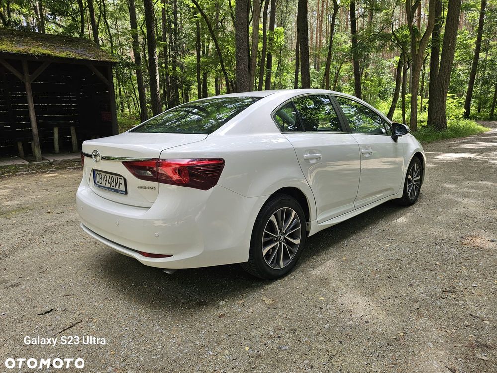 Toyota Avensis 2.0 D-4D Prestige - 3