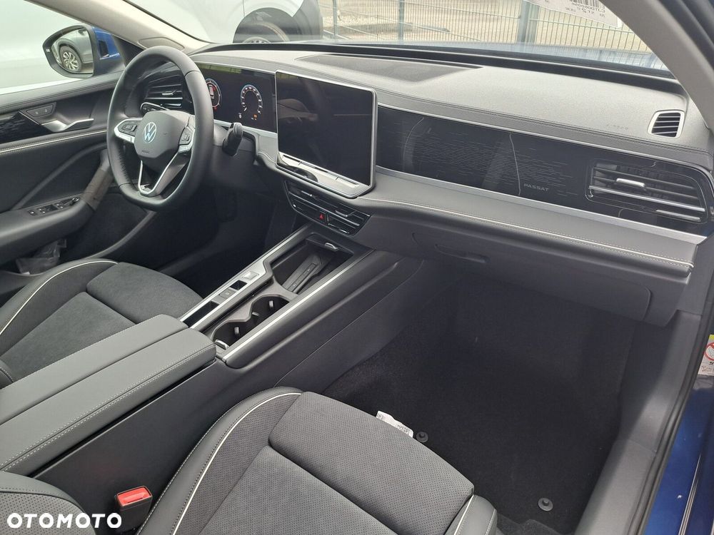 Volkswagen Passat - 8
