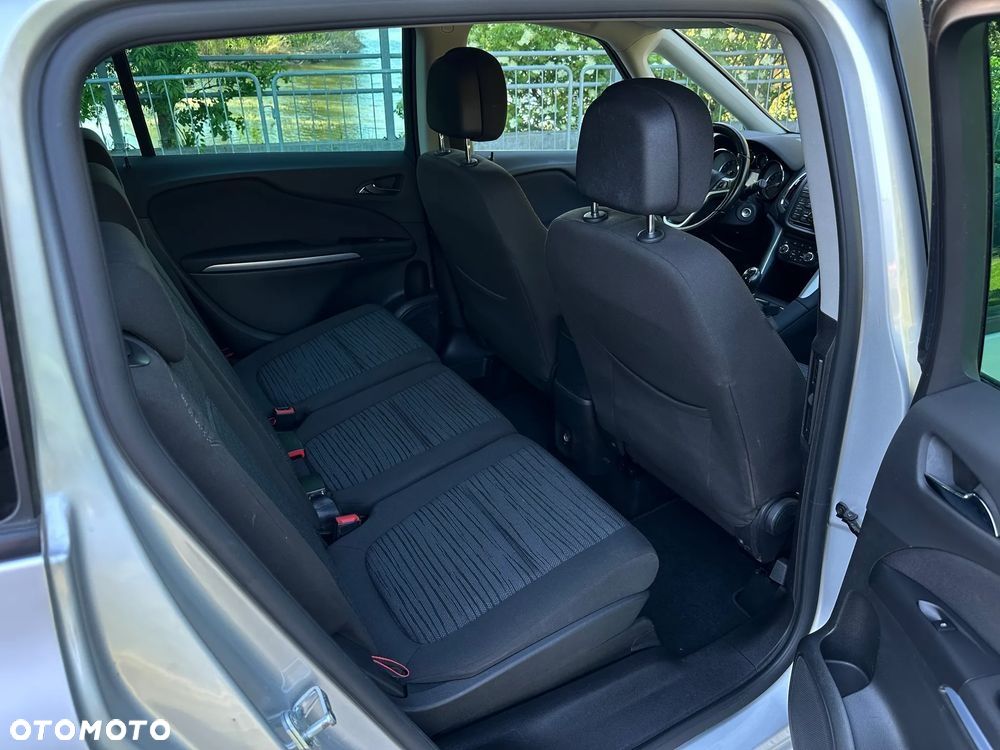 Opel Zafira Tourer 1.4 Turbo Business Edition - 16